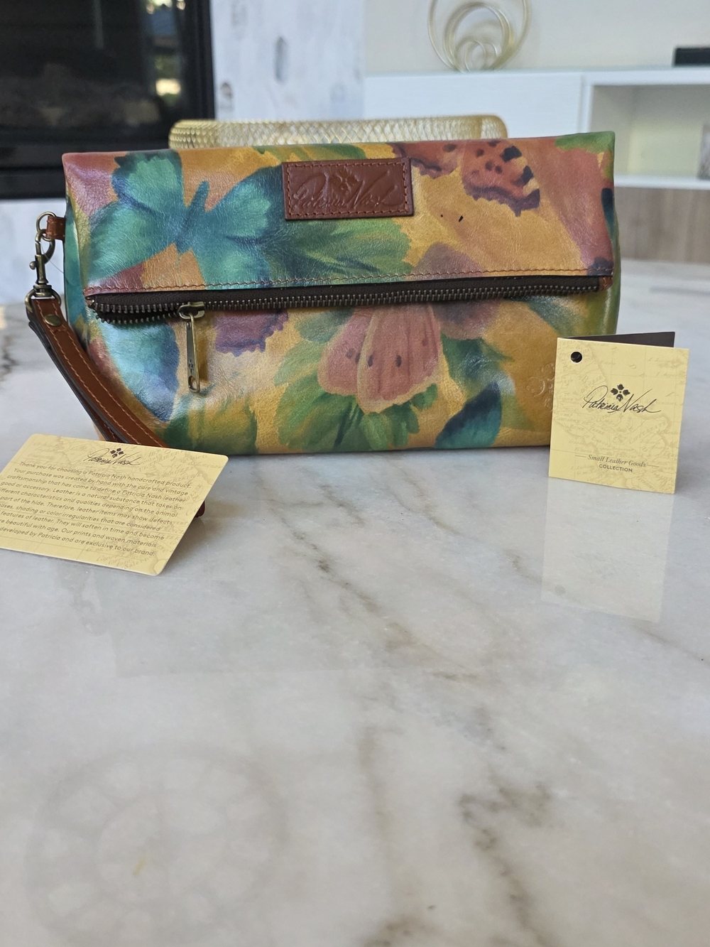 Patricia Nash Valerie Wristlet Watercolor Butterfly Hand Painted Leather Clutch - Picture 2 of 10